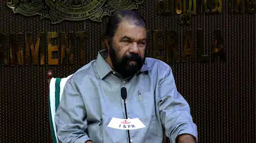 ഹയർസെക്കൻഡറി അധ്യാപകരുടെ സ്ഥലംമാറ്റം: നടപടികൾ നിർത്തിവെച്ചതായി വിദ്യാഭ്യാസ വകുപ്പ്