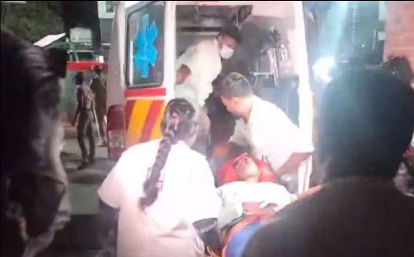  പബ്ബിന്റെ മേല്‍ക്കൂര തകര്‍ന്ന് വീണ് മൂന്ന് മരണം