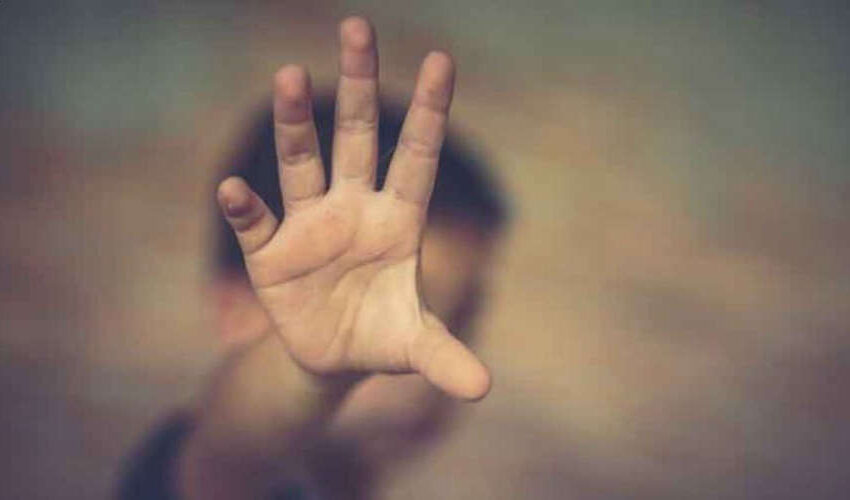  രണ്ടരവയസുകാരിയെ പിതാവ് മര്‍ദ്ദിച്ചതായി പരാതി