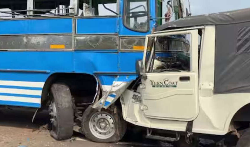  ജീപ്പ് സ്വകാര്യ ബസിലേക്ക് ഇടിച്ചുകയറി രണ്ടു മരണം
