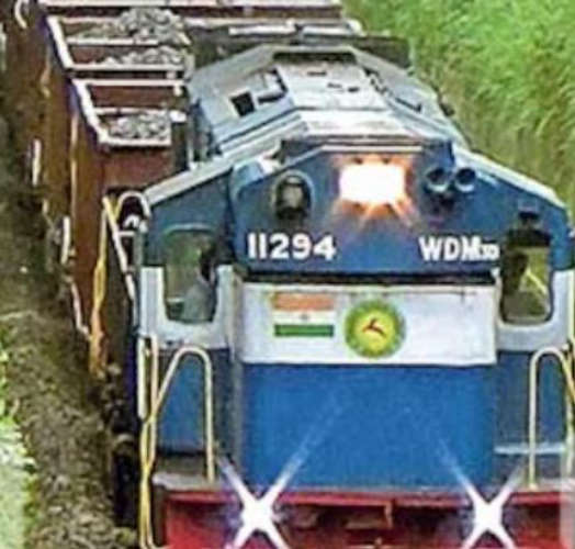  ഗുഡ്‌സ് ട്രെയിന്‍ തെറ്റായ ട്രാക്കില്‍ നിര്‍ത്തിയിട്ട് ലോക്കോ പൈലറ്റ് ഇറങ്ങിപ്പോയി