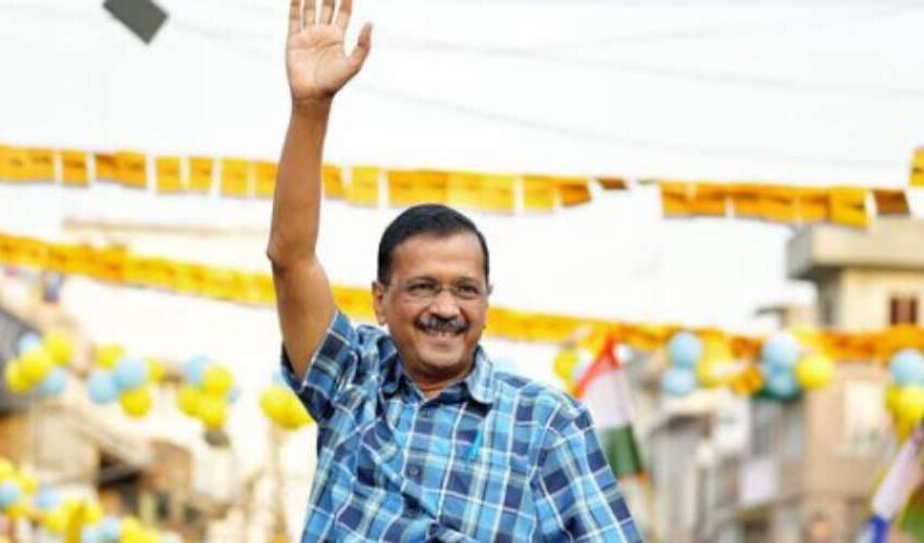  പ്രതിഷേധച്ചൂടില്‍ ഡല്‍ഹി: 144 പ്രഖ്യാപിച്ചു; കനത്ത സുരക്ഷ, ബി.ജെ.പി ഒഫിസിലേക്ക് എ.എ.പി മാര്‍ച്ച്