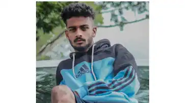  ബൈക്ക് നിയന്ത്രണം വിട്ട് റോഡിൽ തെറിച്ചുവീണു; 22 കാരൻ മരിച്ചു