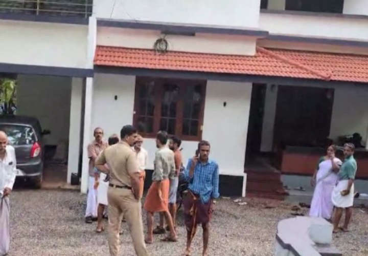  കോണ്‍ഗ്രസ് നേതാവിന്റെ വീടിന് നേരെ സ്‌ഫോടക വസ്തു എറിഞ്ഞെന്ന് പരാതി