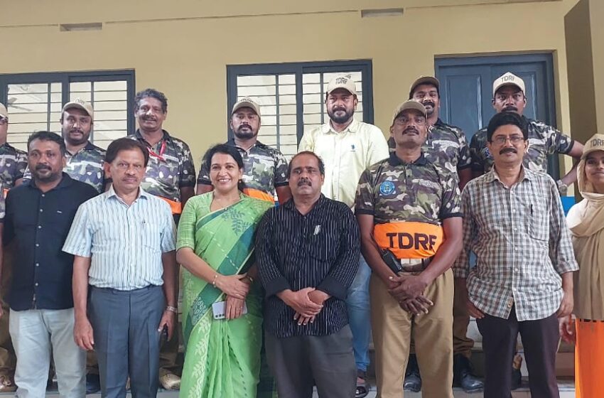  പ്രവേശനോത്സവത്തിൽ അപകടത്തിനെതിരെ ബോധവൽക്കരണം നൽകി TDRF