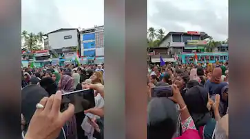  ഷാഫിയുടെ റോഡ‍് ഷോയിൽ വനിതാ ലീഗ് പ്രവർത്തകരെ വിലക്കി ലീഗ് നേതാവ്