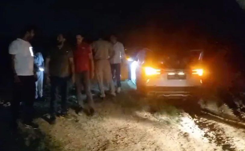  ഡൽഹി ബർഗർ കിംഗ് കൊലപാതകത്തിലെ പ്രതികളെ ഉൾപ്പെടെ മൂന്ന് പേരെ വെടിവെച്ച് കൊന്ന് പൊലിസ്