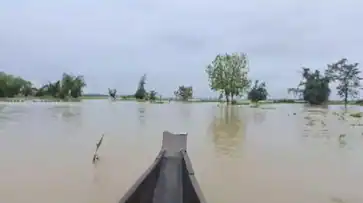  പ്രളയക്കെടുതിയിൽ അസം; 98 ഗ്രാമങ്ങള്‍ ഇപ്പോഴും വെള്ളത്തിനടിയിൽ, 8 മരണം കൂടി