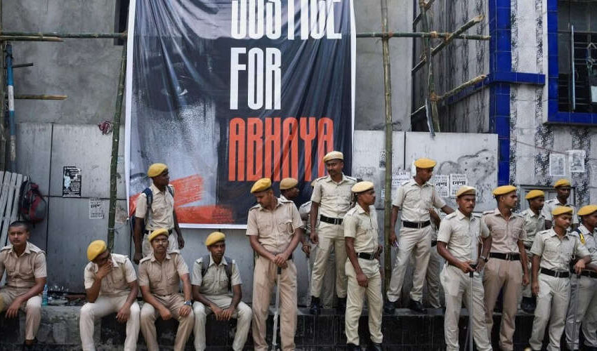  കൊല്‍ക്കത്ത വനിതാ ഡോക്ടറുടെ ബലാത്സംഗക്കൊല: ആശുപത്രി പരിസരത്ത് നിരോധനാജ്ഞ