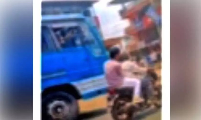  ചുരം കയറാത്ത സ്കൂട്ടറിന് വയനാട് ആർ.ടി.ഒ എൻഫോഴ്സ്മെന്റിന്റെ പിഴ