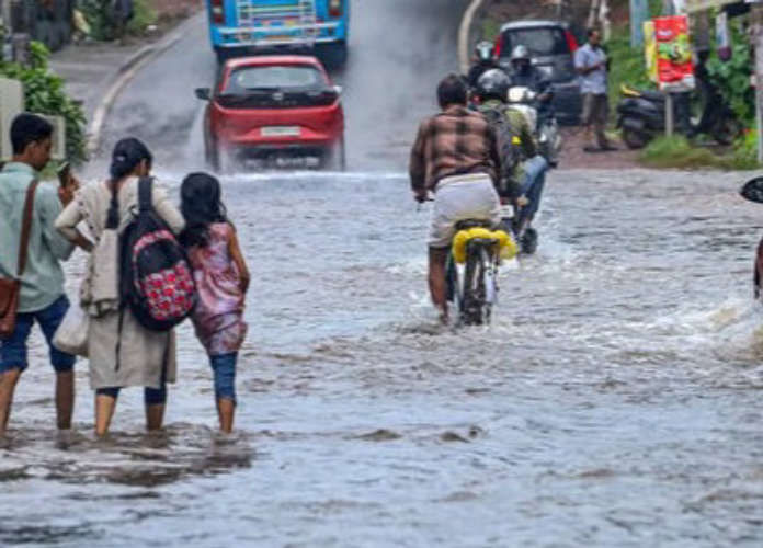  മൂന്ന് ജില്ലകളിൽ യെല്ലോ അലർട്ട്