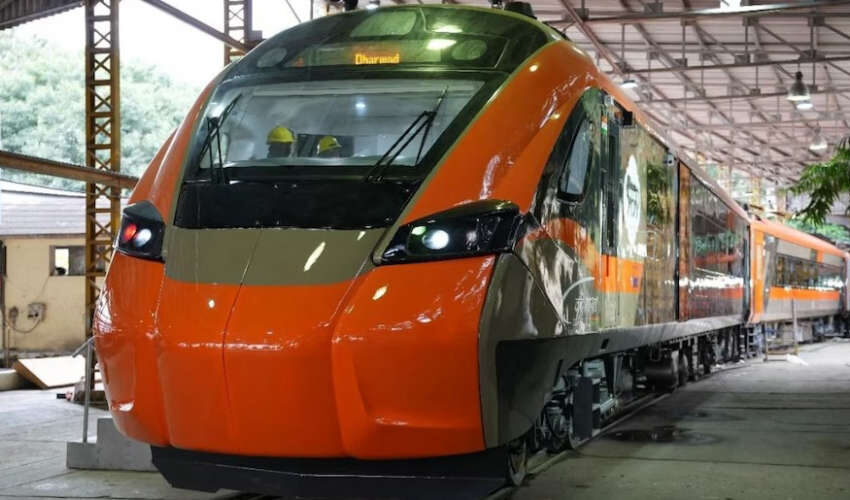  മിനിമം ചാര്‍ജ് 30 രൂപ; വന്ദേ മെട്രോ ഓടിത്തുടങ്ങുന്നു, ഫ്‌ലാഗ്ഓഫ് 16ന്