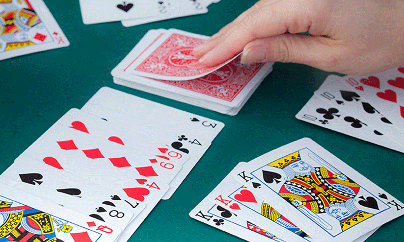  നഗരത്തിൽ പണംവെച്ചുള്ള ചീട്ടുകളി തകൃതി