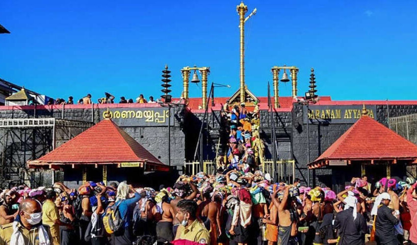  ശബരിമല തീര്‍ഥാടകര്‍ നിര്‍ബന്ധമായും ആധാര്‍ കയ്യില്‍കരുതണം; അറിയിപ്പുമായി ദേവസ്വം ബോര്‍ഡ്