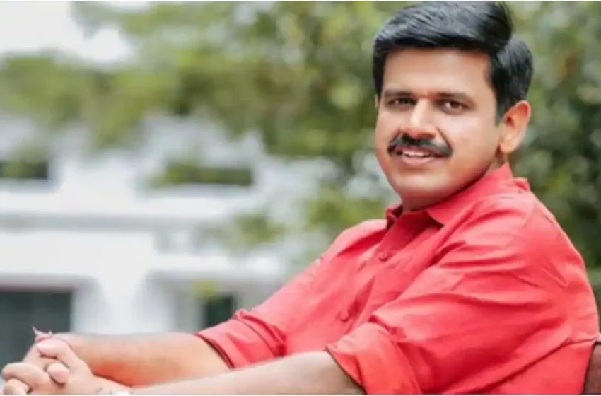  സന്ദീപ് വാര്യര്‍ കെപിസിസി ജനറല്‍ സെക്രട്ടറി ആയേക്കും, കെപിസിസി പുനസംഘടനക്ക് മുൻപ് തീരുമാനം വന്നേക്കും