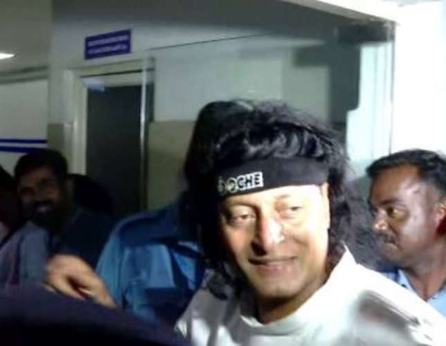  ബോബി ചെമ്മണ്ണൂരിന് ദേഹാസ്വാസ്ഥ്യം; തളര്‍ന്നുവീണു