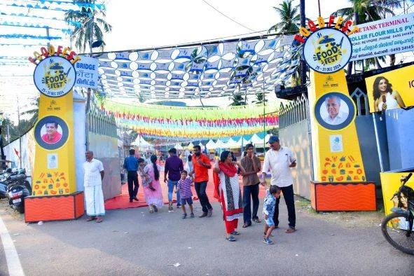  ബേപ്പൂര്‍ വാട്ടര്‍ ഫെസ്റ്റ്: രണ്ട് ജങ്കാറുകള്‍ രാത്രി 10 വരെ സര്‍വീസ് നടത്തും