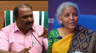  24,000 കോടി രൂപയുടെ പ്രത്യേക പാക്കേജ് കേന്ദ്രത്തോട് ആവശ്യപ്പെട്ട് കേരളം