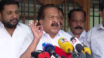  പിപിഇ കിറ്റ് അഴിമതിയിൽ മുൻ ആരോഗ്യമന്ത്രി ഒന്നാം പ്രതിയെന്ന് ചെന്നിത്തല