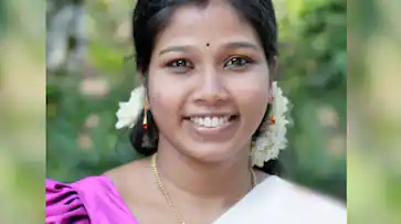  യുവതിയെ വീട്ടില്‍ മരിച്ച നിലയിൽ കണ്ടെത്തി; ഭർത്താവ് പൊലീസിൻ്റെ നിരീക്ഷണത്തിൽ