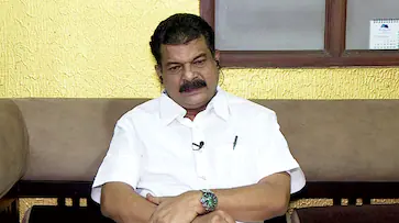  നിലമ്പൂരില്‍ പിവി അന്‍വര്‍ മത്സരിക്കും; അന്തിമ തീരുമാനത്തിന് യുഡിഎഫിന് 2 ദിവസം നൽകുമെന്ന് തൃണമൂല്‍ കോണ്‍ഗ്രസ്