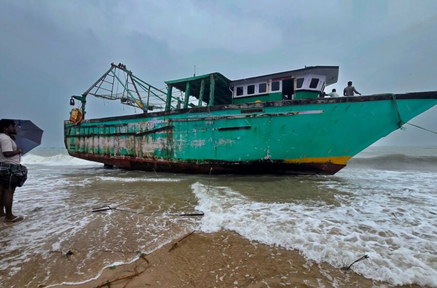  ഡിറ്റ് വാ ചുഴലി, ശ്രീലങ്കയിൽ മരണം 100 കടന്നു; കൂടുതൽ സഹായം നൽകാൻ ഇന്ത്യ